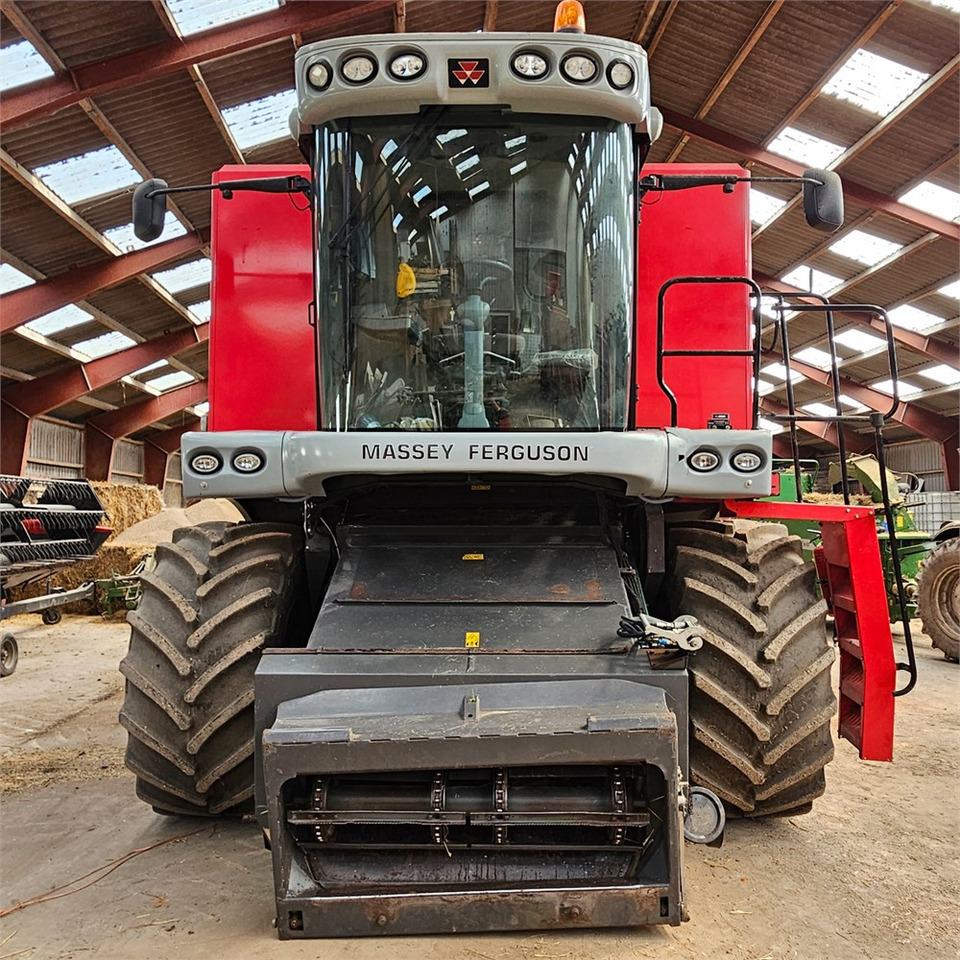 Massey Ferguson Centora 7282 - Kombajn: slika 4 Massey Ferguson Centora 7282 - Kombajn: slika 4