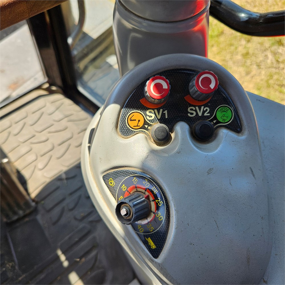 Traktor Massey Ferguson MF 8470 Dyna VT: slika 13