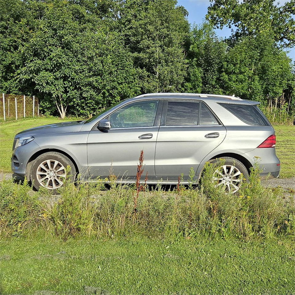Mercedes GLE 350 4matic - Avtomobil: slika 2 Mercedes GLE 350 4matic - Avtomobil: slika 2