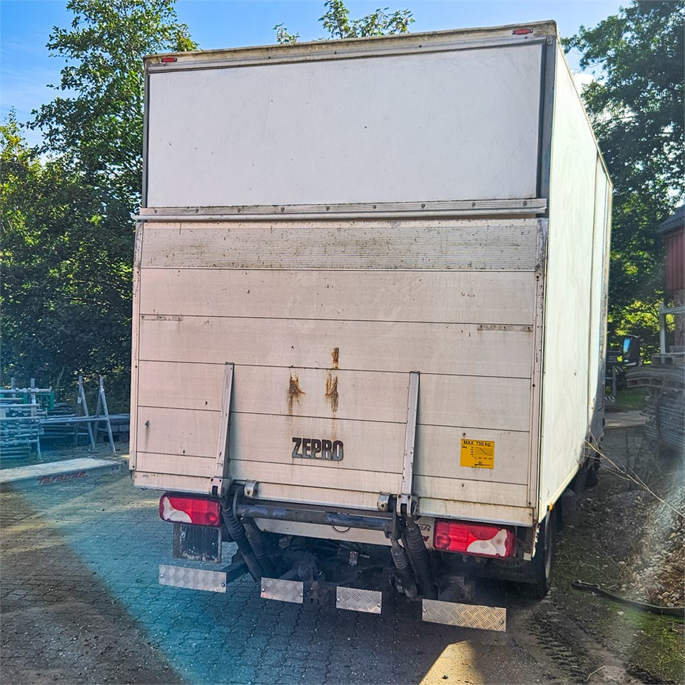 Mercedes Sprinter 515 Cdi - Dostavno vozilo z zabojnikom: slika 4 Mercedes Sprinter 515 Cdi - Dostavno vozilo z zabojnikom: slika 4