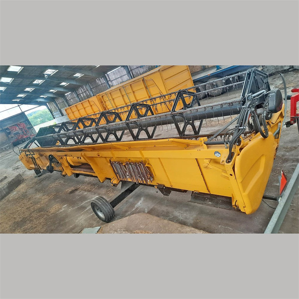 New Holland 35G - Kombajn: slika 3 New Holland 35G - Kombajn: slika 3