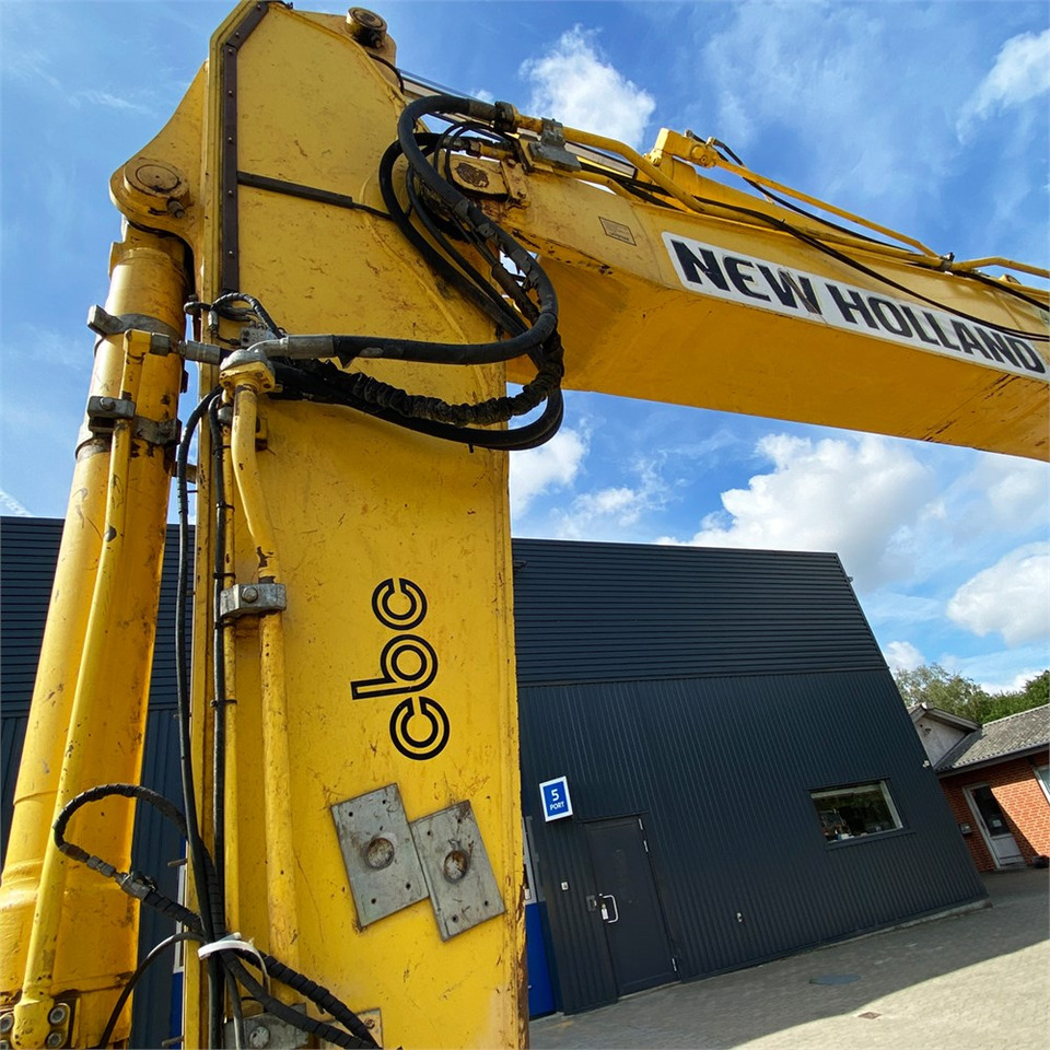 Bager goseničar New Holland E 265 B: slika 20
