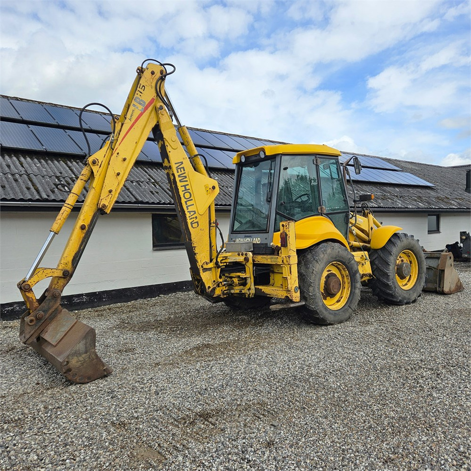 New Holland LB115-4PS - Bager nakladalec: slika 3 New Holland LB115-4PS - Bager nakladalec: slika 3
