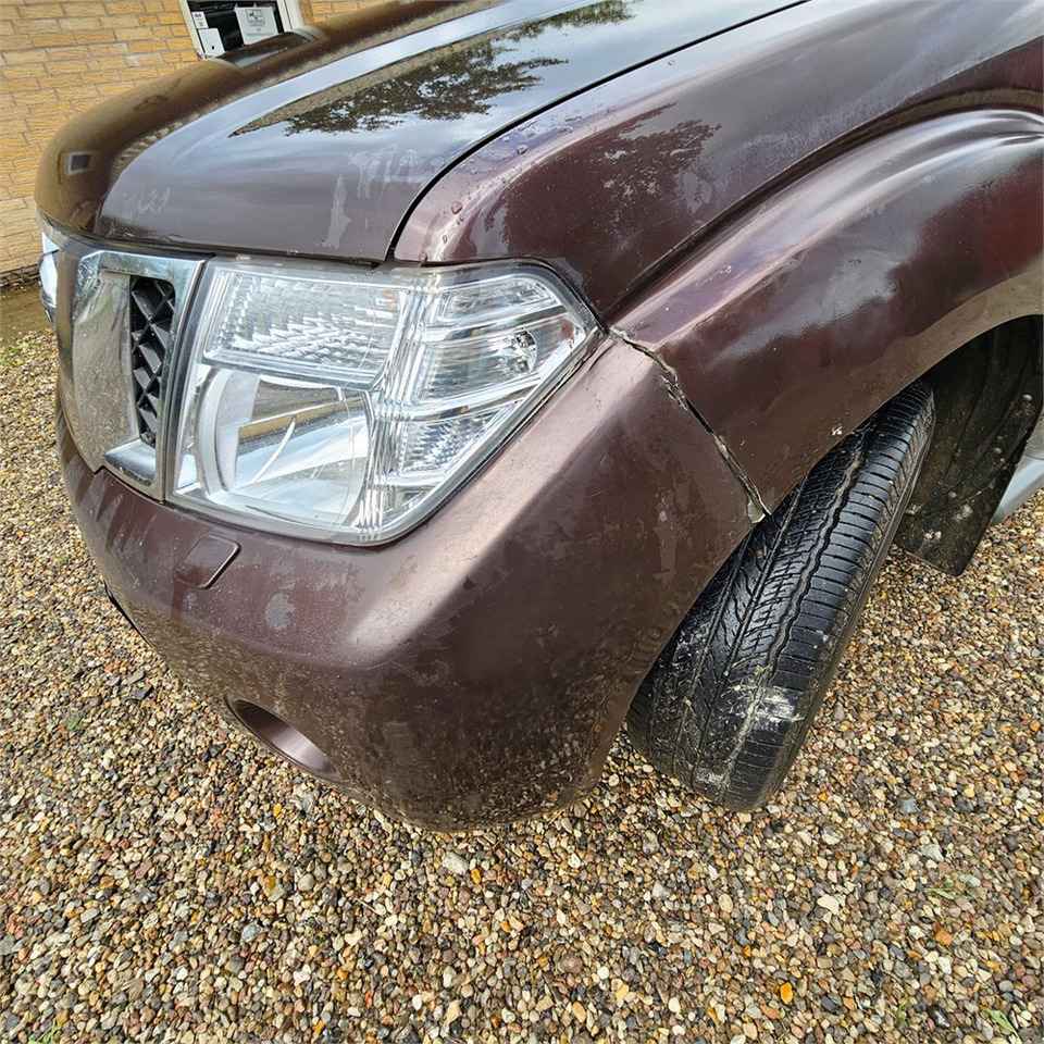 Poltovornjak Nissan Navara 2,5 Dci Dc 4wd: slika 18