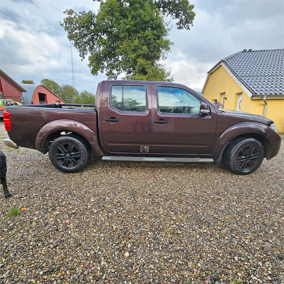 Poltovornjak Nissan Navara 2,5 Dci Dc 4wd: slika 6
