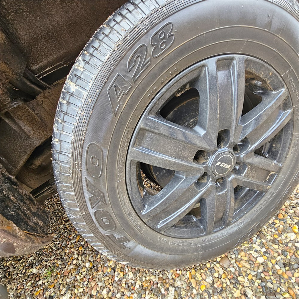 Poltovornjak Nissan Navara 2,5 Dci Dc 4wd: slika 25