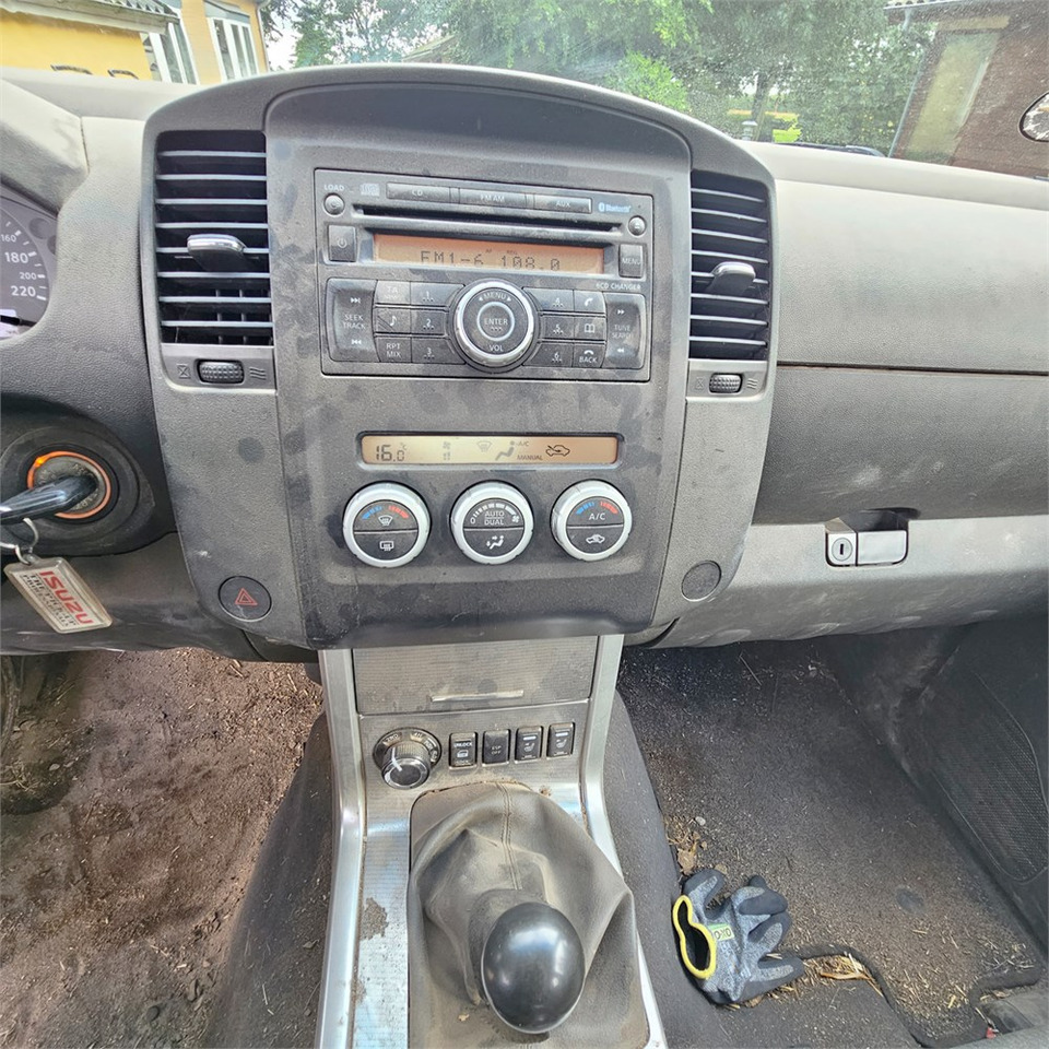 Poltovornjak Nissan Navara 2,5 Dci Dc 4wd: slika 12