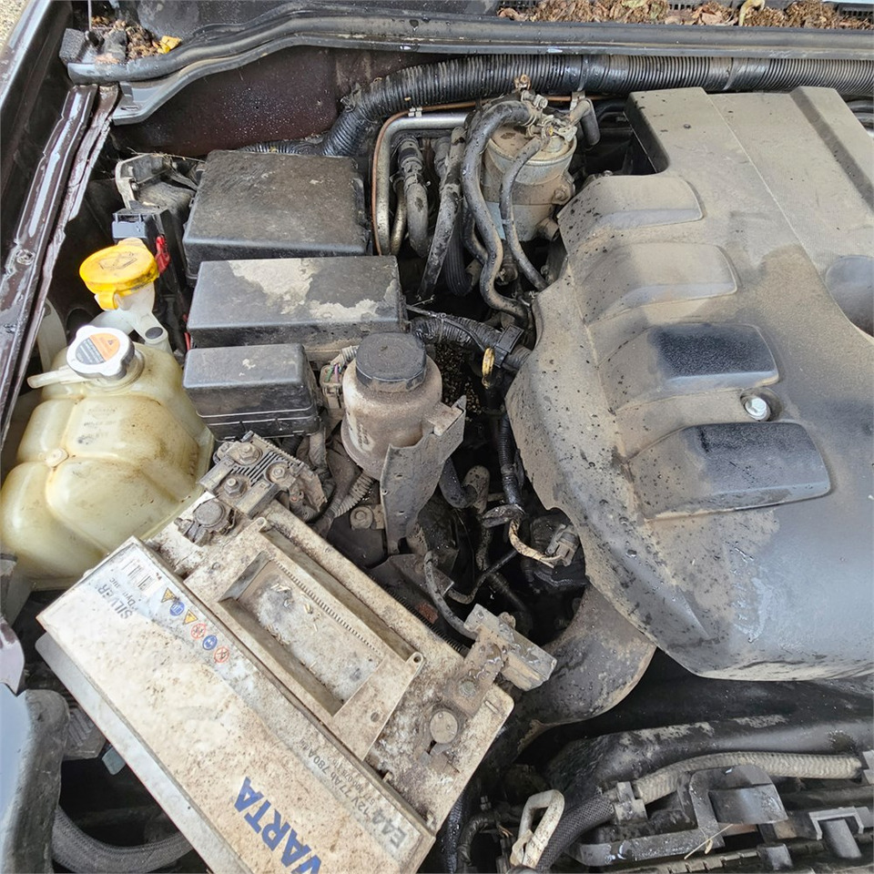 Poltovornjak Nissan Navara 2,5 Dci Dc 4wd: slika 16