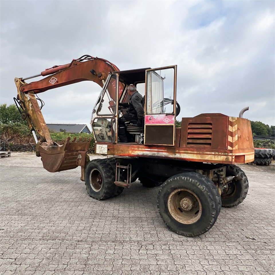 O&K MH4 FA2 - Bager na kolesih: slika 3 O&K MH4 FA2 - Bager na kolesih: slika 3