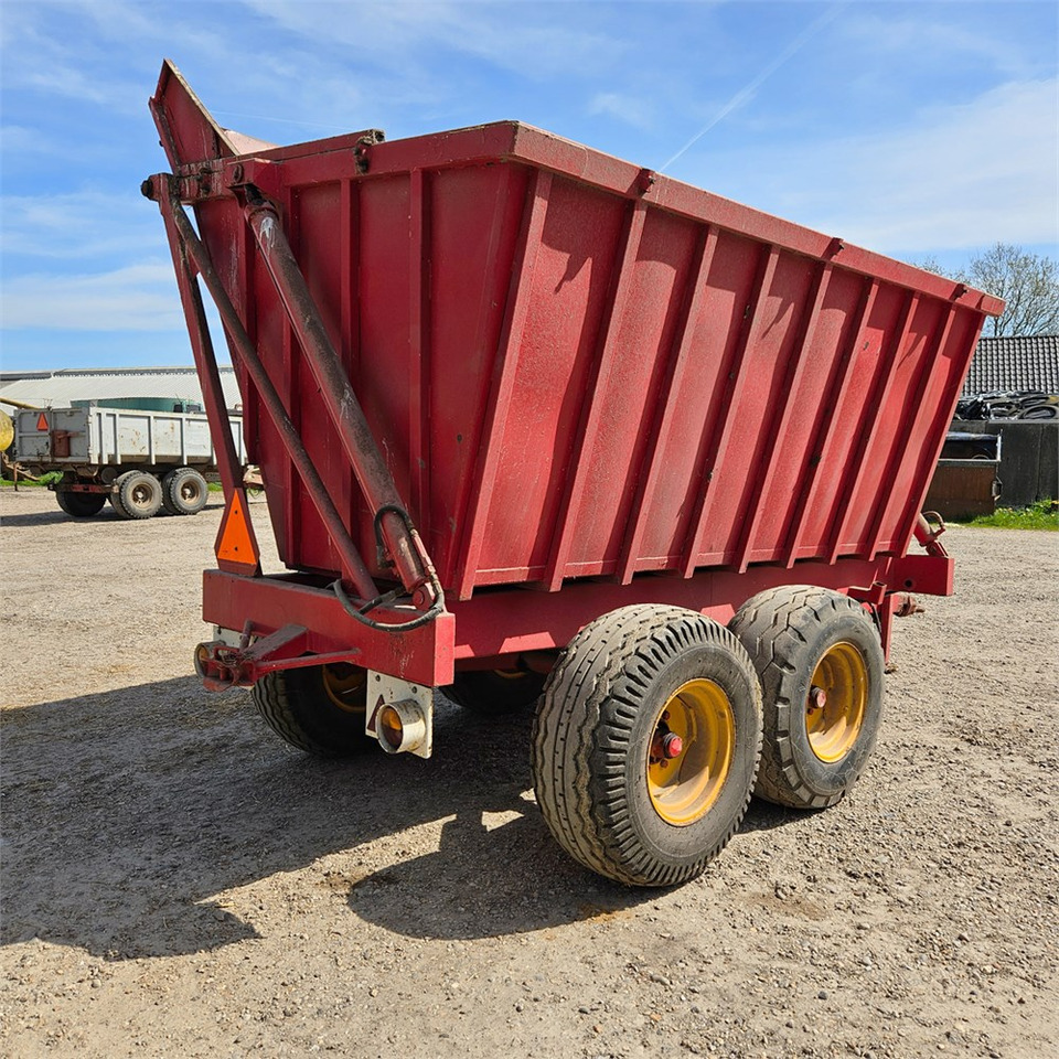 TIM 2005 - Prikolica: slika 3 TIM 2005 - Prikolica: slika 3