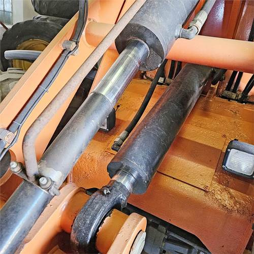 Kolesni nakladalec Terex TL100: slika 39 Kolesni nakladalec Terex TL100: slika 39