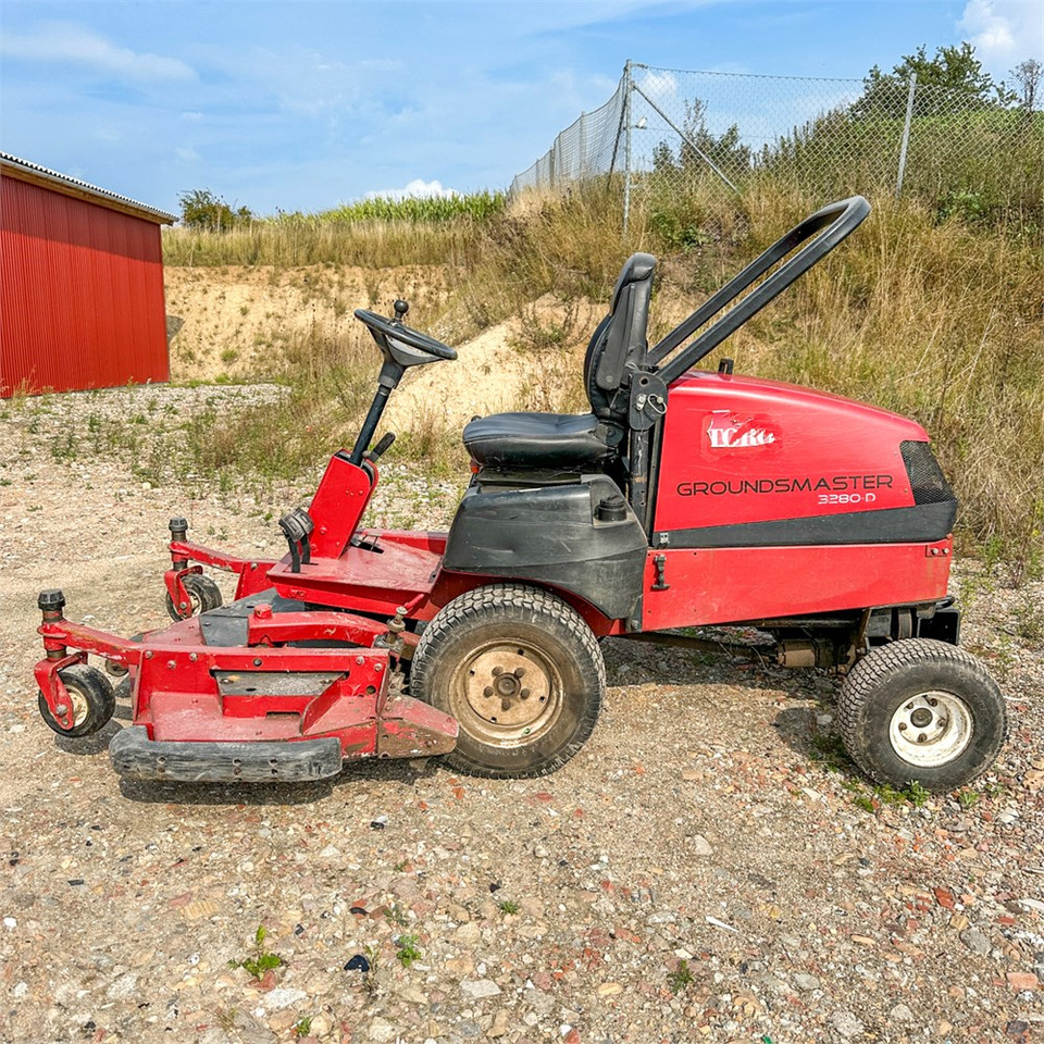 Toro Groundsmaster 3280 D - Vrtna kosilnica: slika 4 Toro Groundsmaster 3280 D - Vrtna kosilnica: slika 4