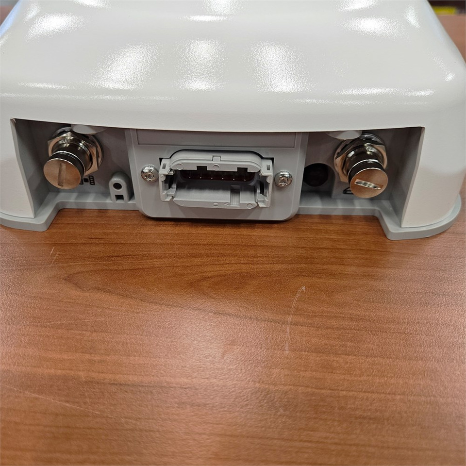 Trimble Nav-900 III receiver and controller type: 48036776 - Traktor: slika 4 Trimble Nav-900 III receiver and controller type: 48036776 - Traktor: slika 4