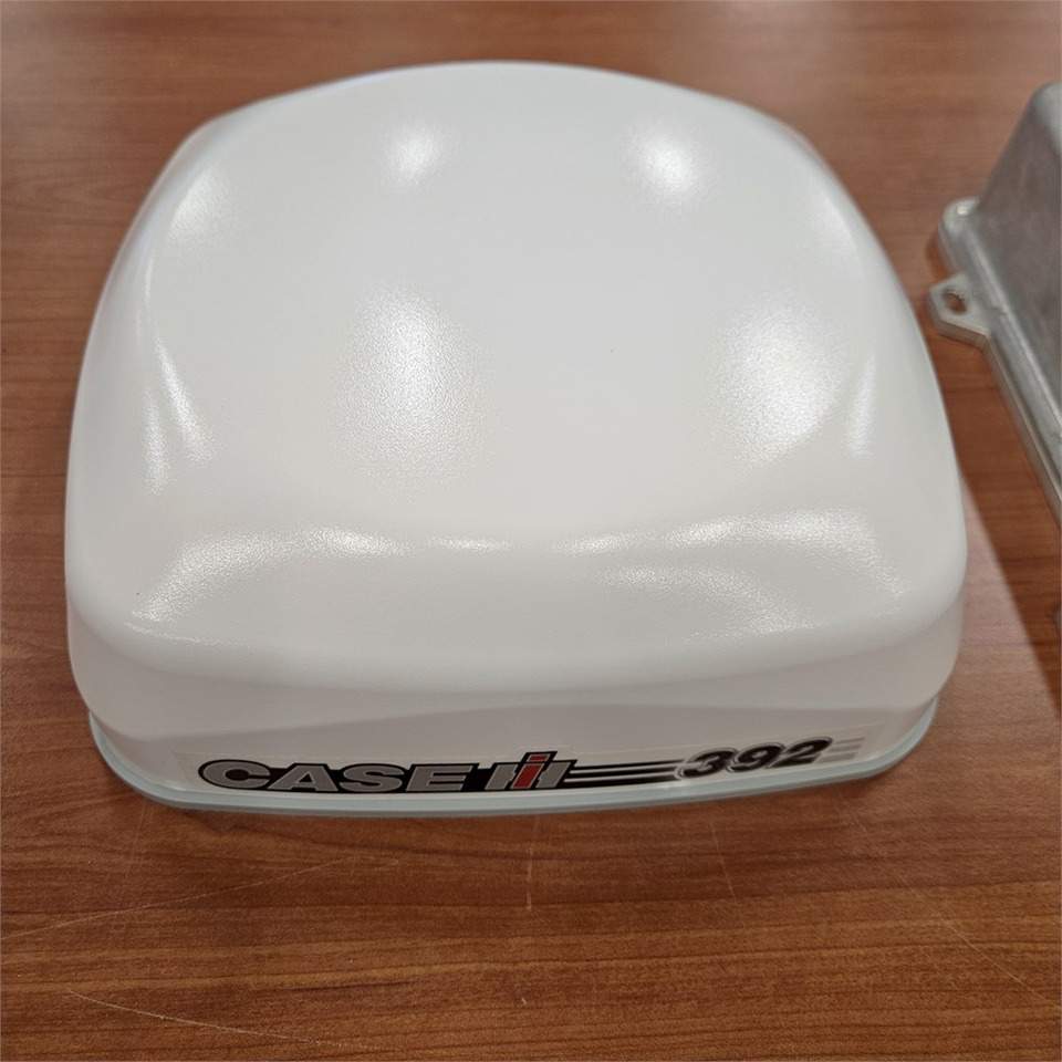 Trimble Nav-900 III receiver and controller type: 48036776 - Traktor: slika 2 Trimble Nav-900 III receiver and controller type: 48036776 - Traktor: slika 2