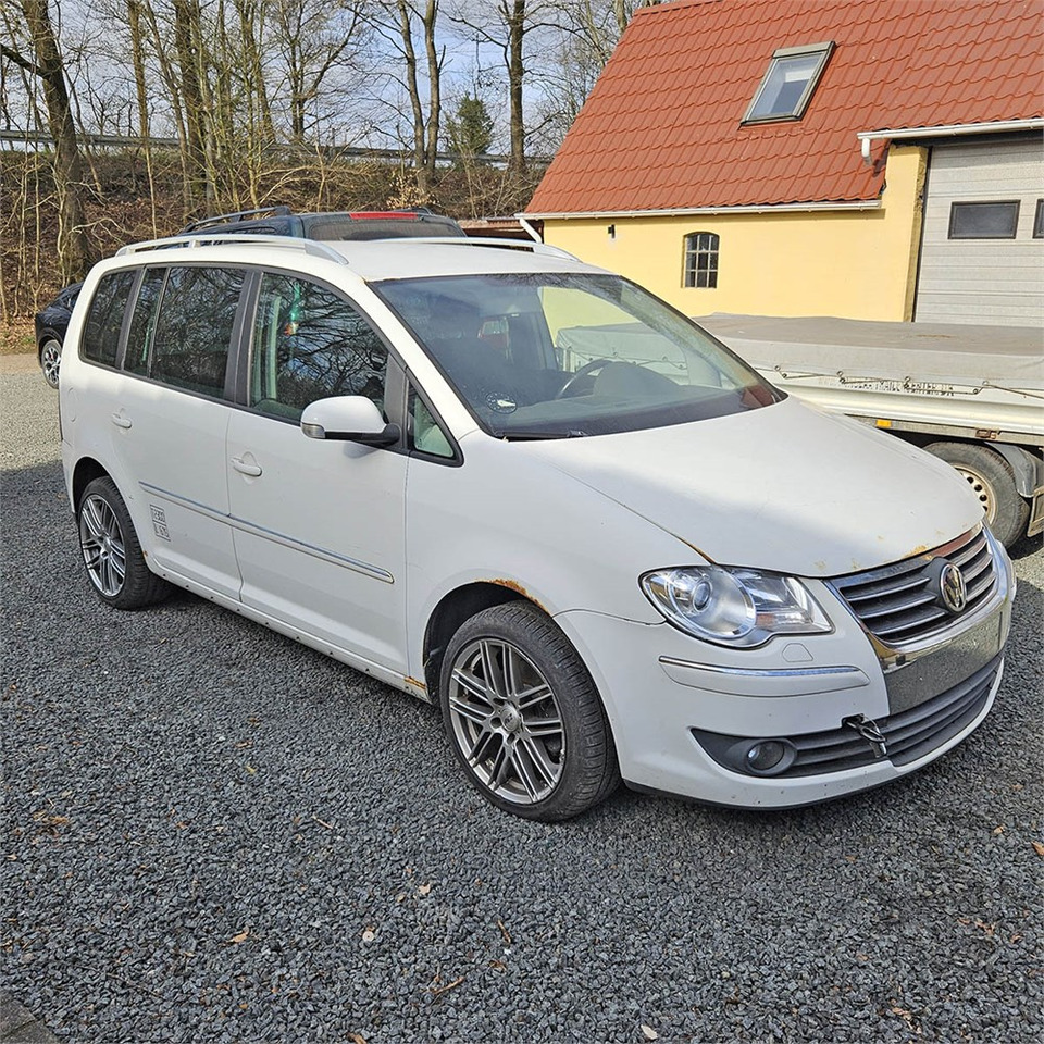 VW Touran Van 2,0 tdi automatisk - Avtomobil: slika 1 VW Touran Van 2,0 tdi automatisk - Avtomobil: slika 1