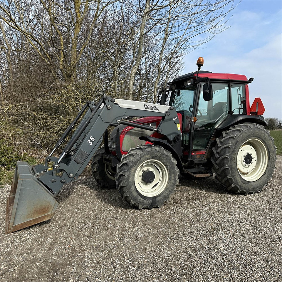 Valtra A85 - Traktor: slika 1 Valtra A85 - Traktor: slika 1