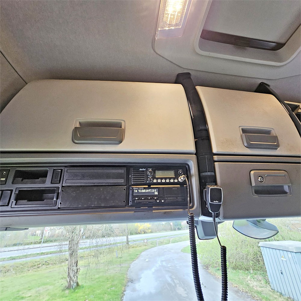 Vlačilec Renault T High 520 DTIM: slika 22