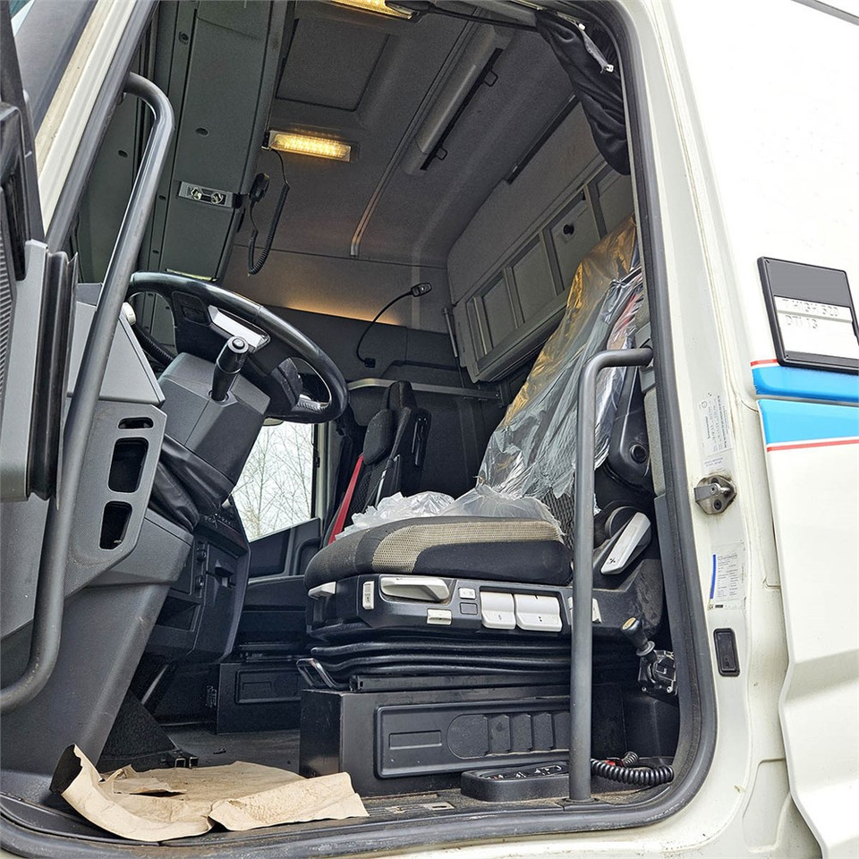 Vlačilec Renault T High 520 DTIM: slika 10