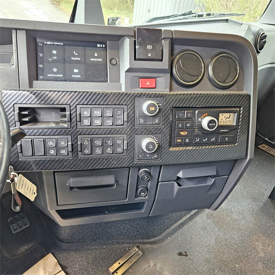 Vlačilec Renault T High 520 DTIM: slika 17