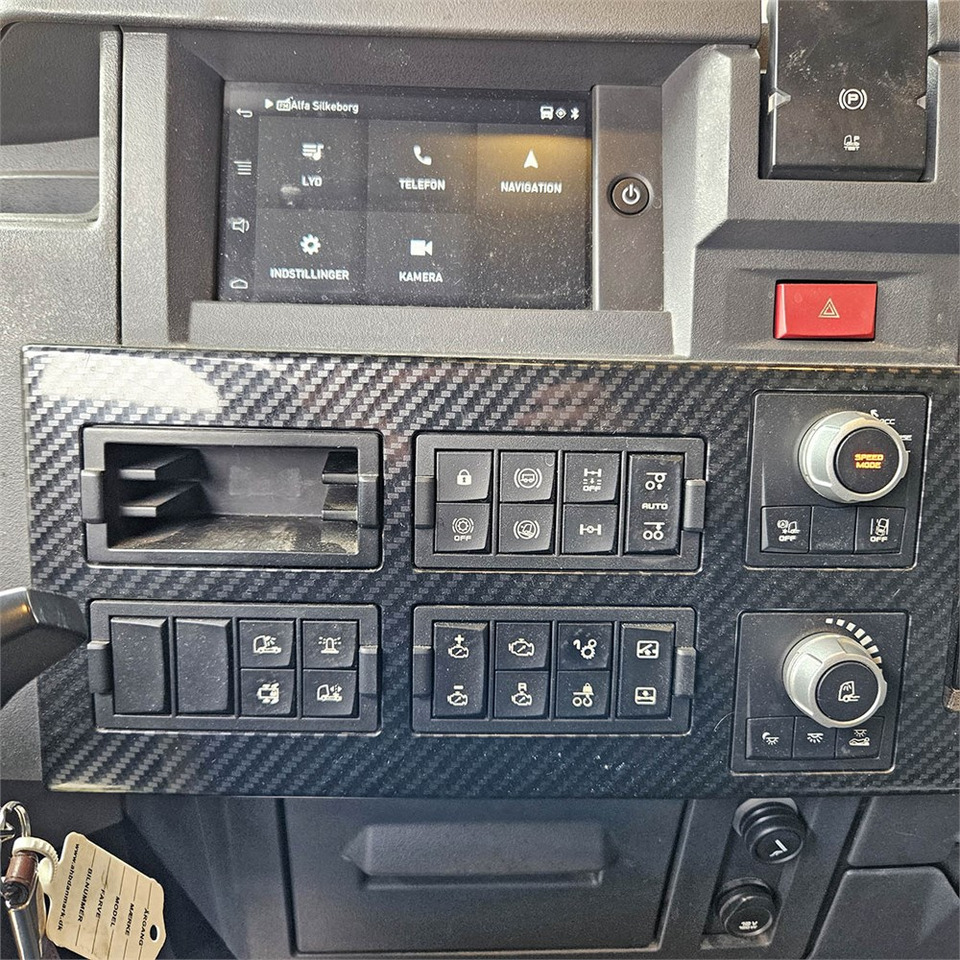 Vlačilec Renault T High 520 DTIM: slika 16