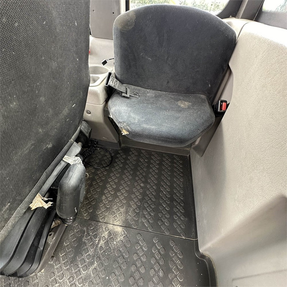 Zglobni demper Volvo A30 G: slika 13