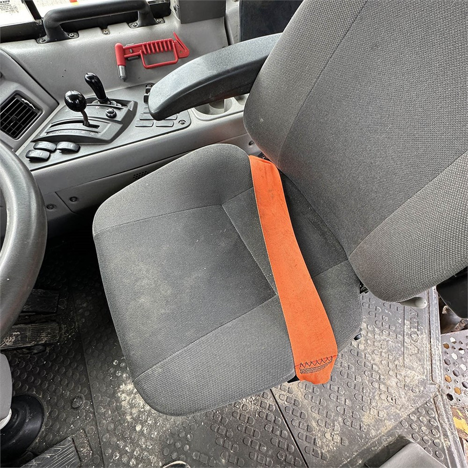 Zglobni demper Volvo A30 G: slika 12