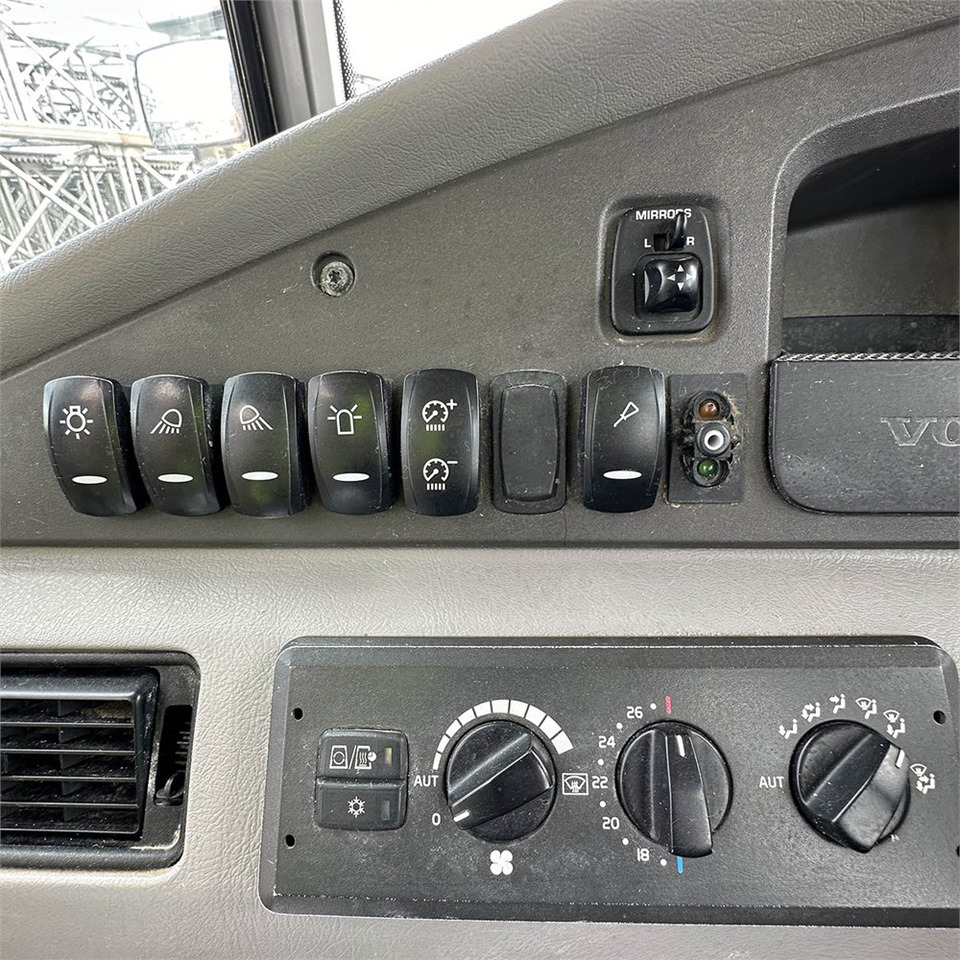 Zglobni demper Volvo A30 G: slika 19