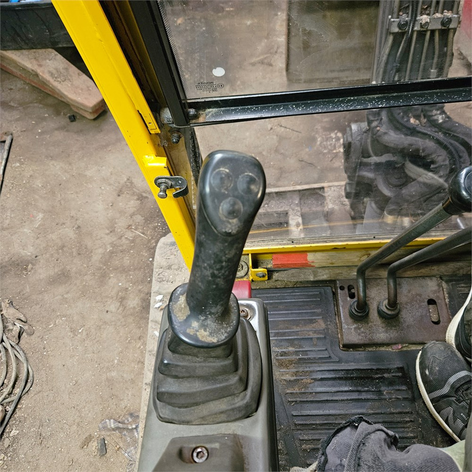 Mini bager Volvo EC20 B XTV: slika 9