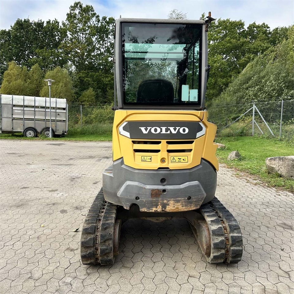 Volvo ECR25 D - Mini bager: slika 4 Volvo ECR25 D - Mini bager: slika 4