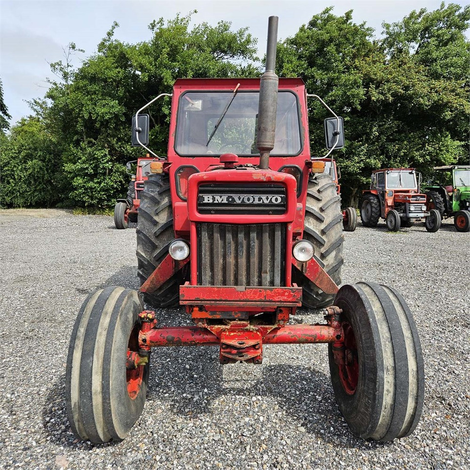 Volvo T800 B - Traktor: slika 4 Volvo T800 B - Traktor: slika 4