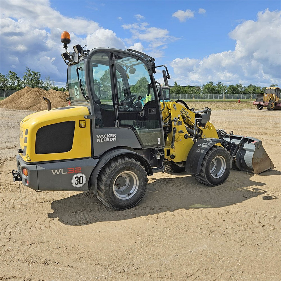 Wacker Neuson WL 32/RL30 - Kolesni nakladalec: slika 5 Wacker Neuson WL 32/RL30 - Kolesni nakladalec: slika 5