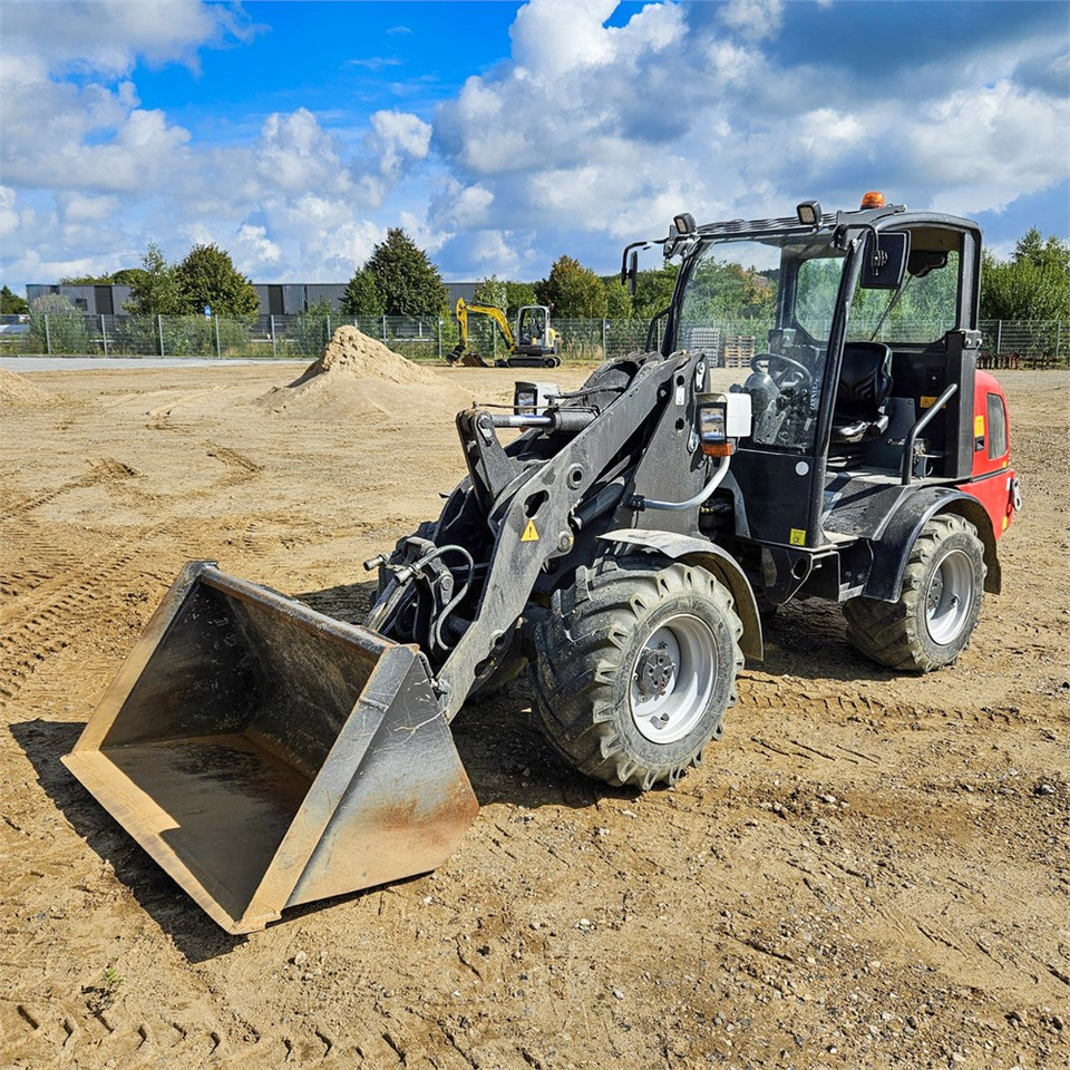 Weidemann 2070 CX - Kolesni nakladalec: slika 2 Weidemann 2070 CX - Kolesni nakladalec: slika 2