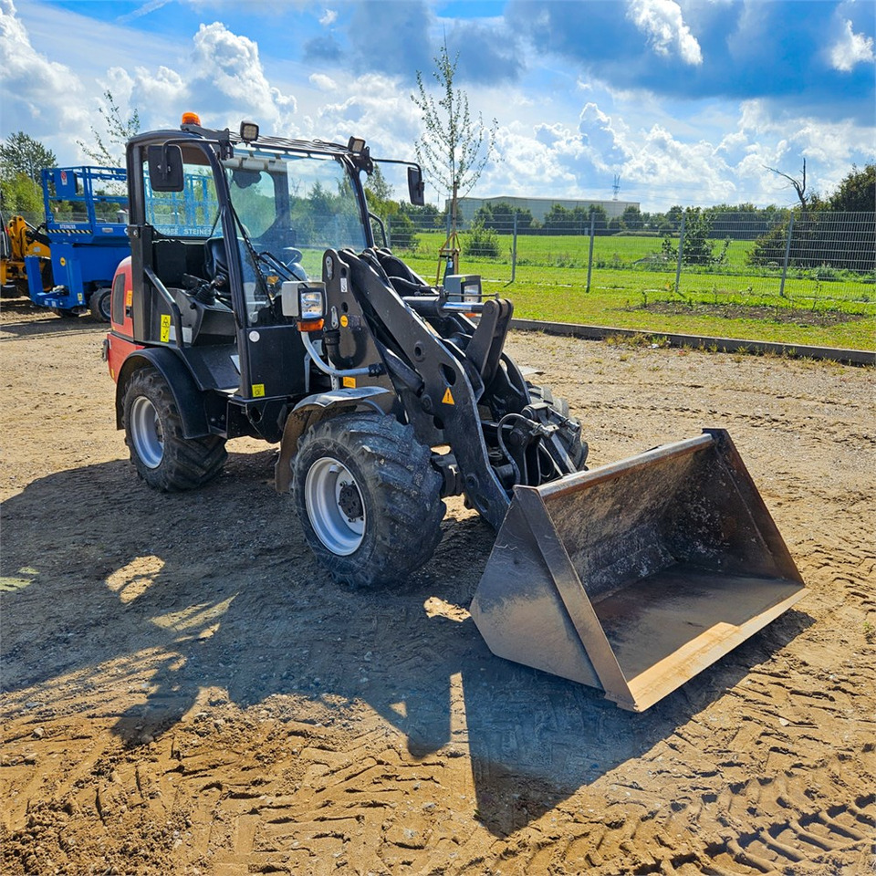 Weidemann 2070 CX - Kolesni nakladalec: slika 4 Weidemann 2070 CX - Kolesni nakladalec: slika 4