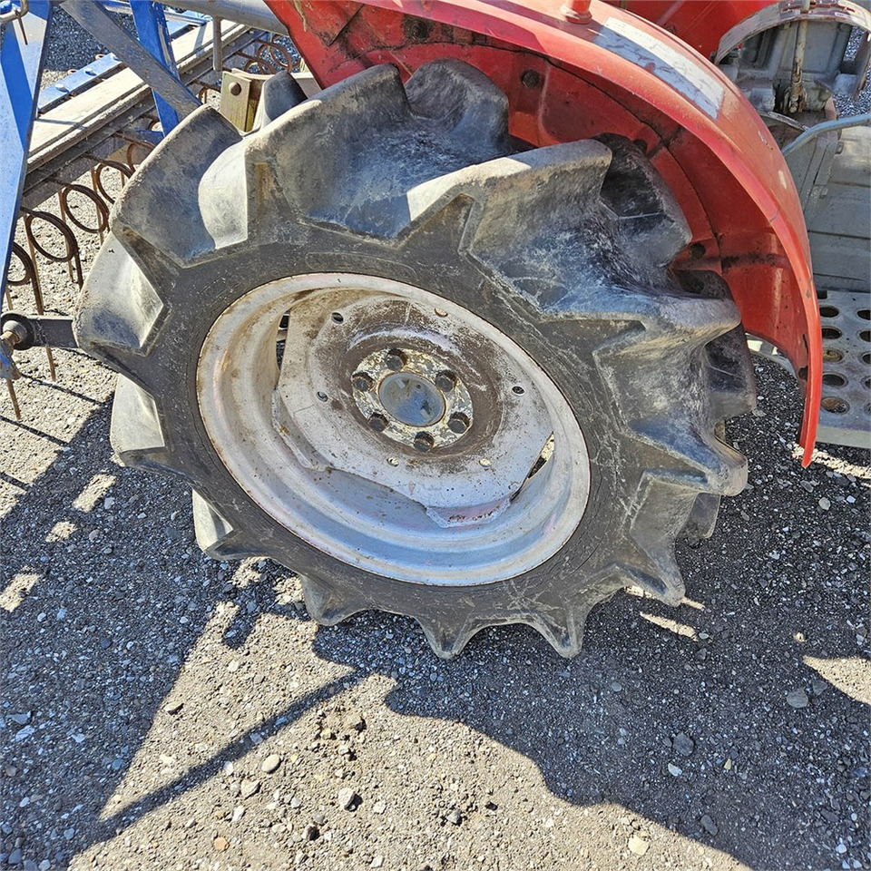 Mestni traktor Yanmar 1510 D: slika 33