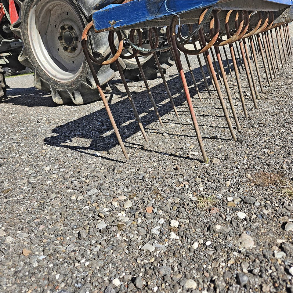 Mestni traktor Yanmar 1510 D: slika 11