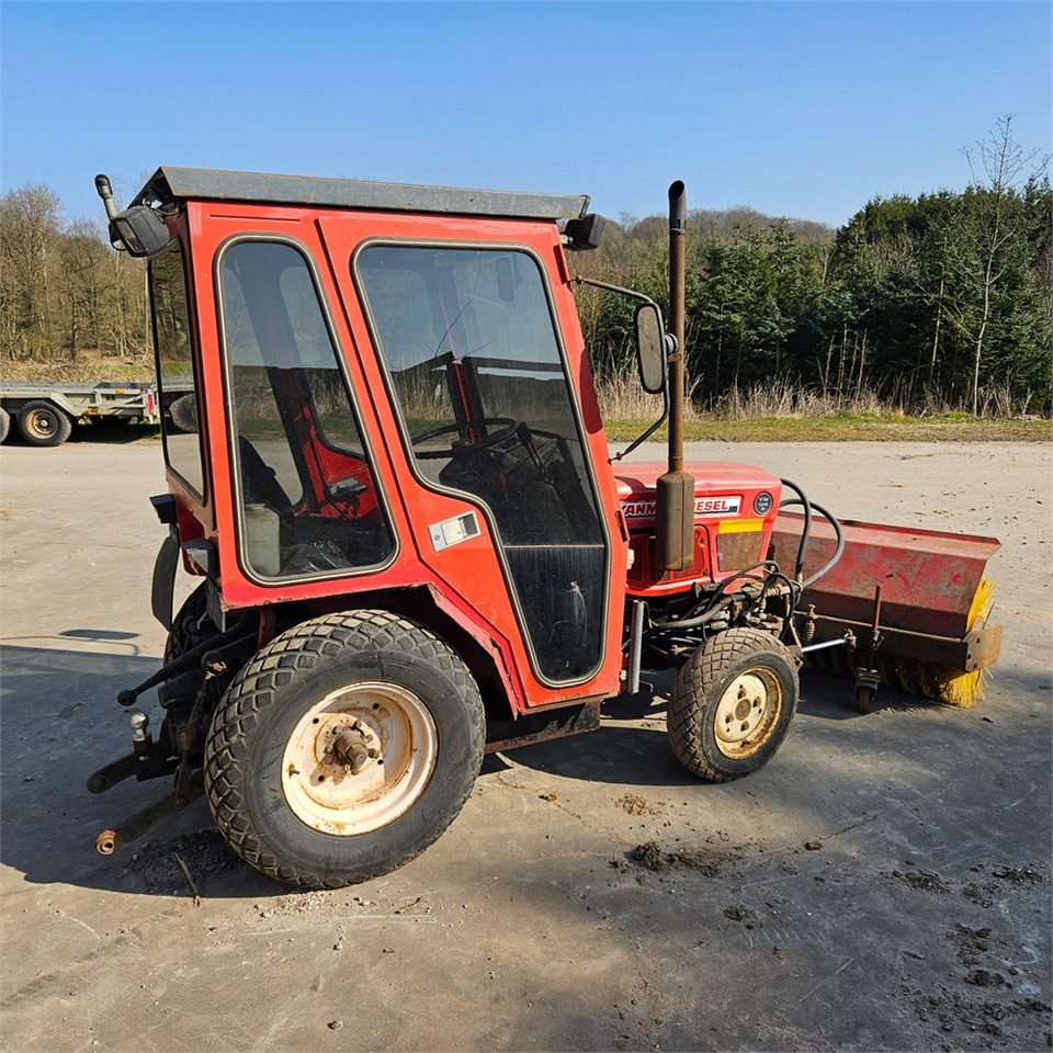 Yanmar YM186 D - Traktor: slika 2 Yanmar YM186 D - Traktor: slika 2