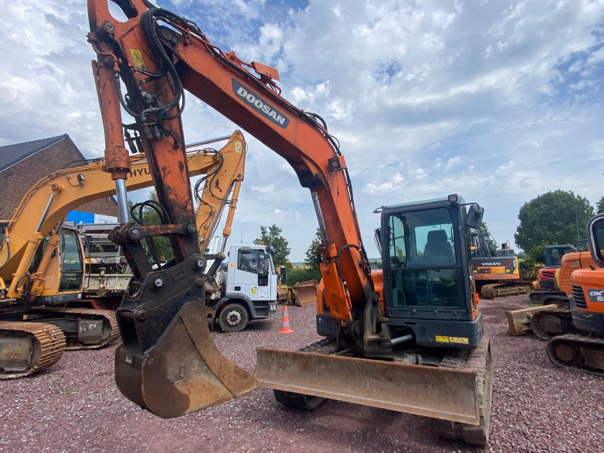 Doosan DX 85R-3 - Mini bager: slika 3 Doosan DX 85R-3 - Mini bager: slika 3