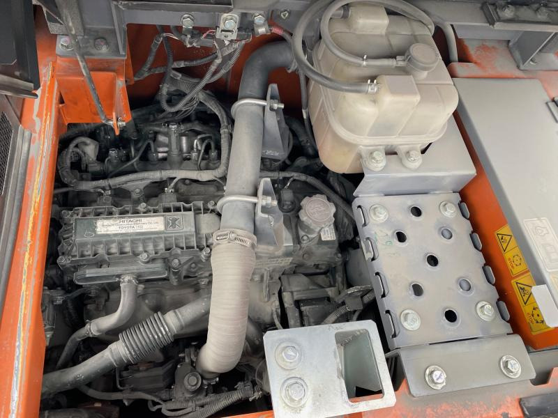 Bager goseničar HITACHI ZX 135US-7: slika 25