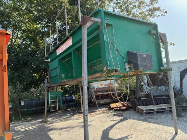 MEGAGIL LEBON FERRY 6,5M3 - Posipalnik peska/ Soli: slika 2 MEGAGIL LEBON FERRY 6,5M3 - Posipalnik peska/ Soli: slika 2