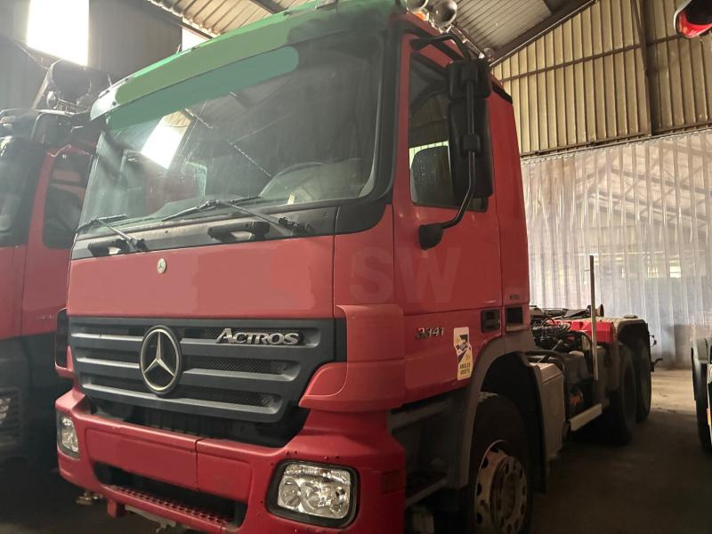 Mercedes 6X4 ACTROS 3341 - Kotalni prekucni tovornjak: slika 1 Mercedes 6X4 ACTROS 3341 - Kotalni prekucni tovornjak: slika 1