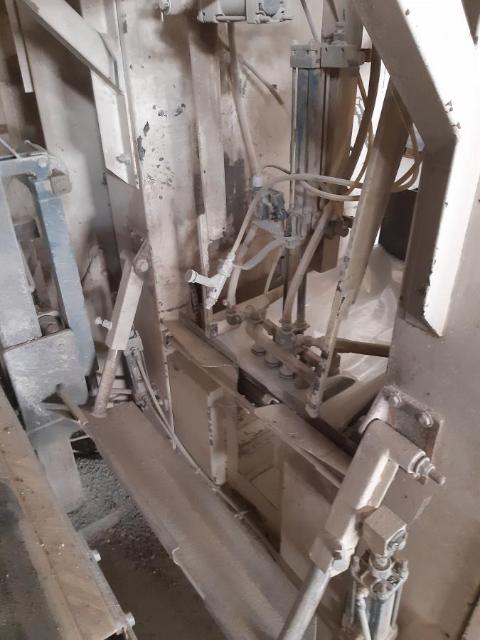 Gradbena oprema TECHNIPES ENSACHEUSE WEIGHER 400: slika 12
