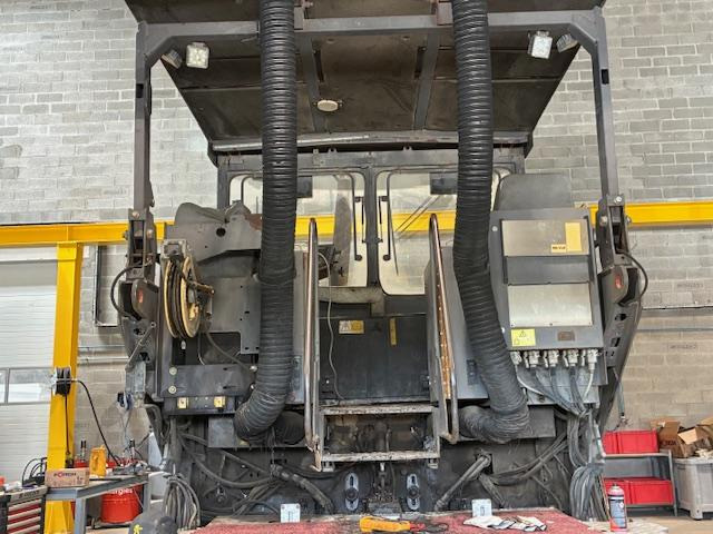 Volvo P6820C - Asfaltni finišer: slika 5 Volvo P6820C - Asfaltni finišer: slika 5