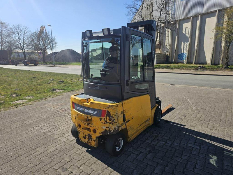 Električni viličar Jungheinrich EFG320: slika 6