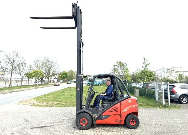 Linde H30D-02 - Diesel viličar: slika 2 Linde H30D-02 - Diesel viličar: slika 2