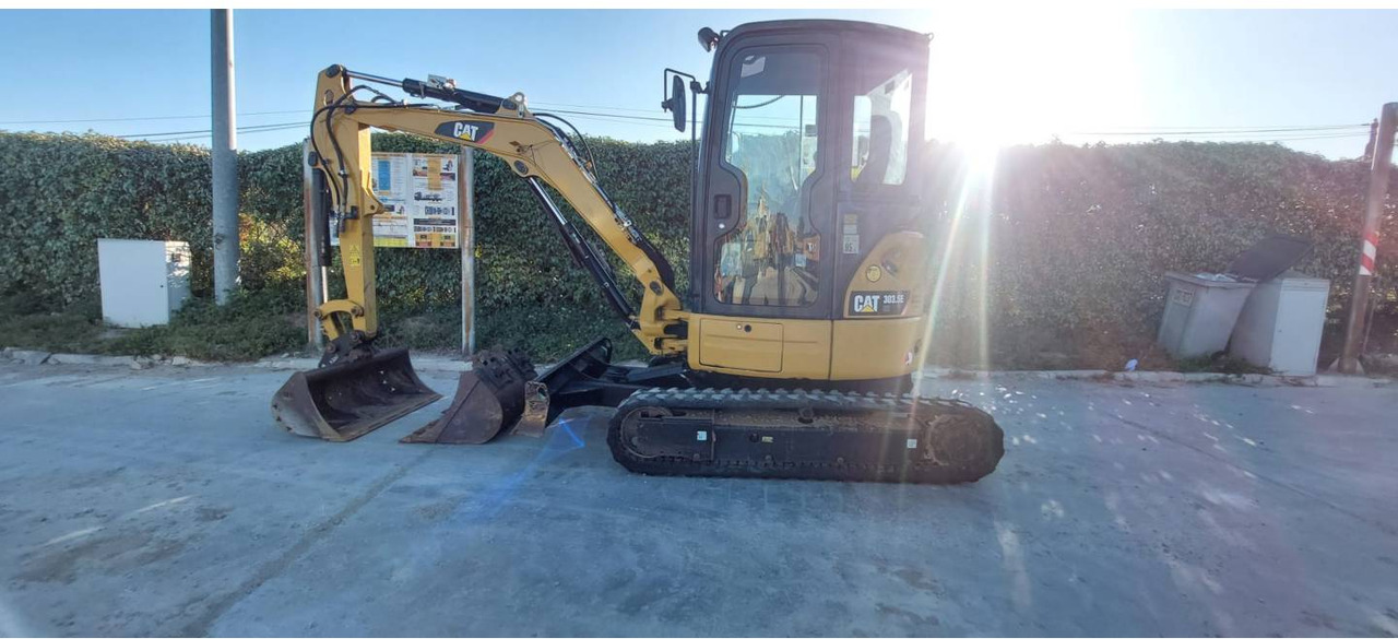 CAT 303.5E CR - Bager goseničar: slika 2 CAT 303.5E CR - Bager goseničar: slika 2