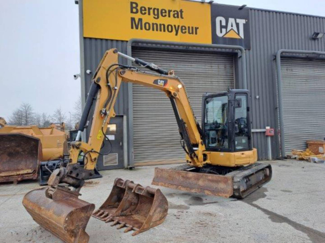CAT 305.5E2 - Bager goseničar: slika 1 CAT 305.5E2 - Bager goseničar: slika 1