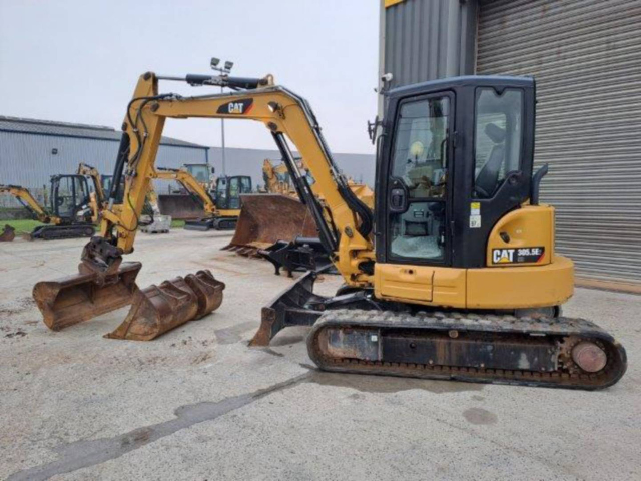 CAT 305.5E2 - Bager goseničar: slika 4 CAT 305.5E2 - Bager goseničar: slika 4