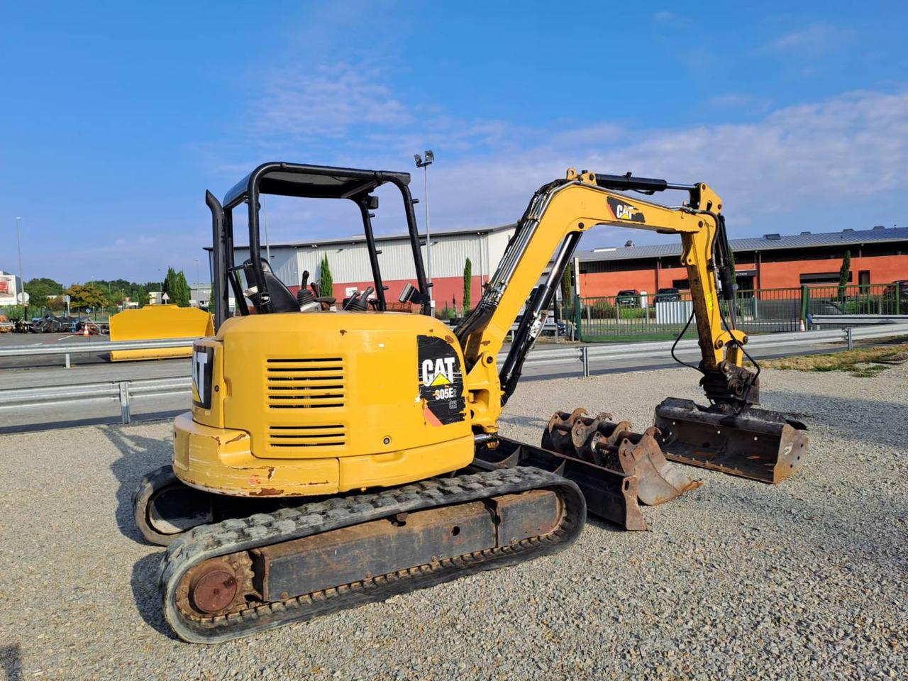 CAT 305E2 - Bager goseničar: slika 3 CAT 305E2 - Bager goseničar: slika 3