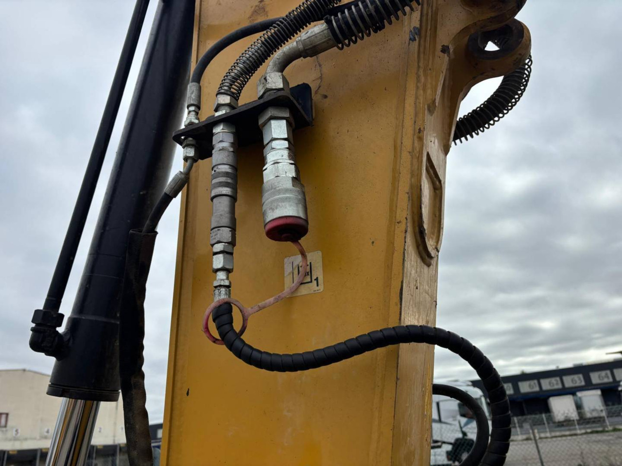 Bager goseničar CAT 307.5: slika 17