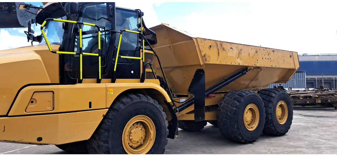 Zglobni demper CAT 730: slika 1